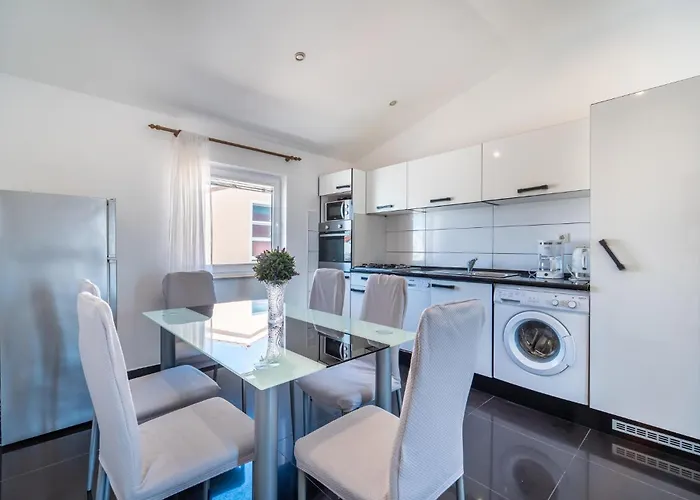 Amazing In With Kitchen Vrsi