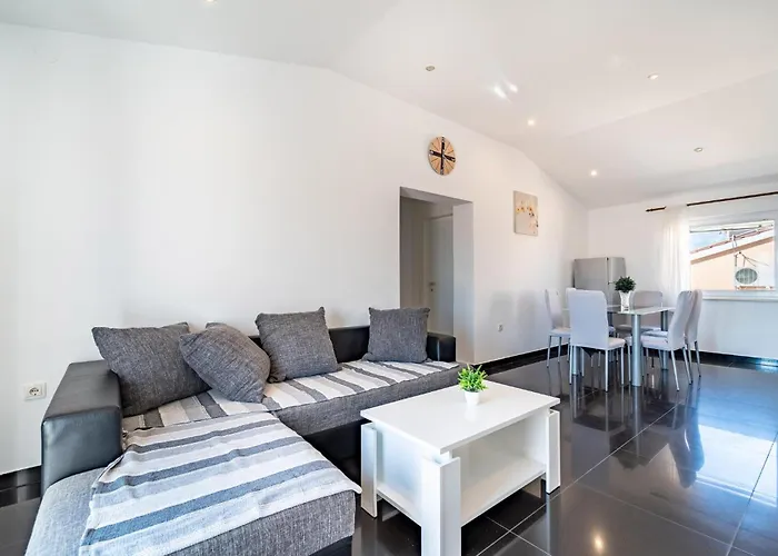 Amazing In With Kitchen Διαμέρισμα Vrsi